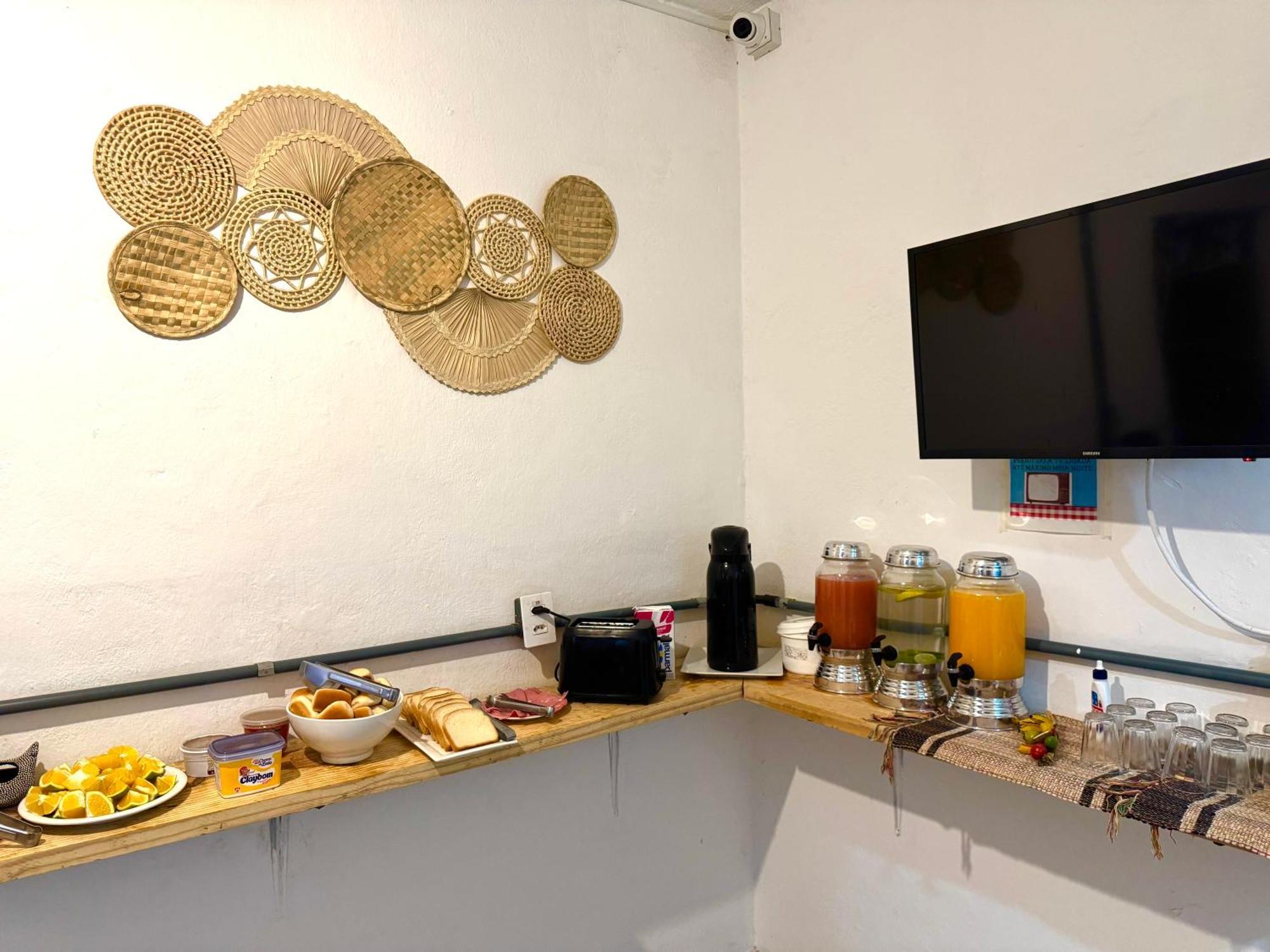 Pinheiros Hostel & Food เซาเปาโล ภายนอก รูปภาพ