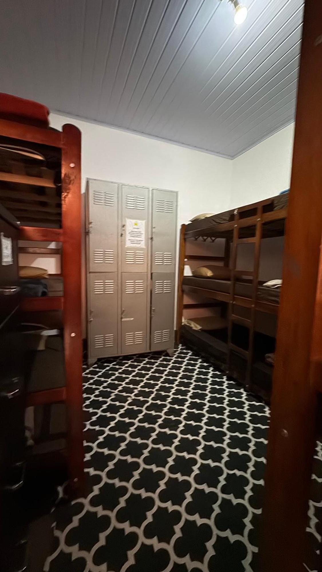 Pinheiros Hostel & Food เซาเปาโล ภายนอก รูปภาพ